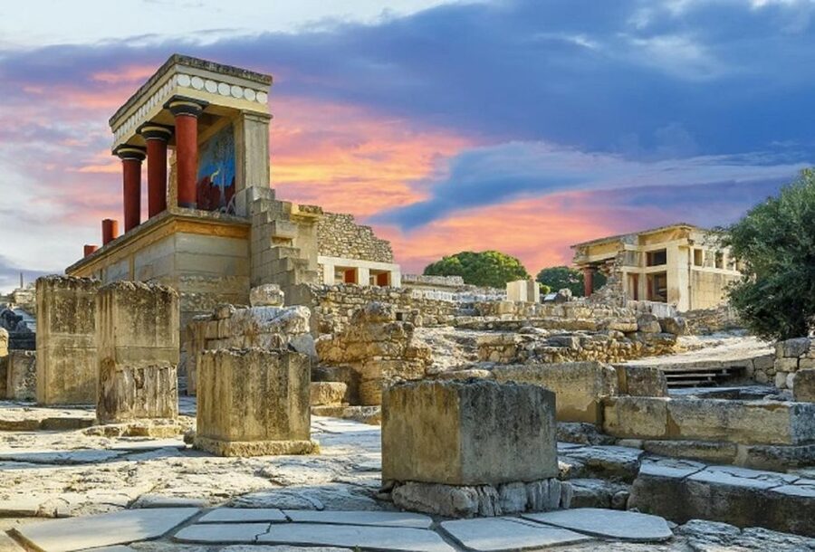 Chania - Knossos Palace Guided Tour - Knossos Palace: the legends, the layout, and the practical guided flow