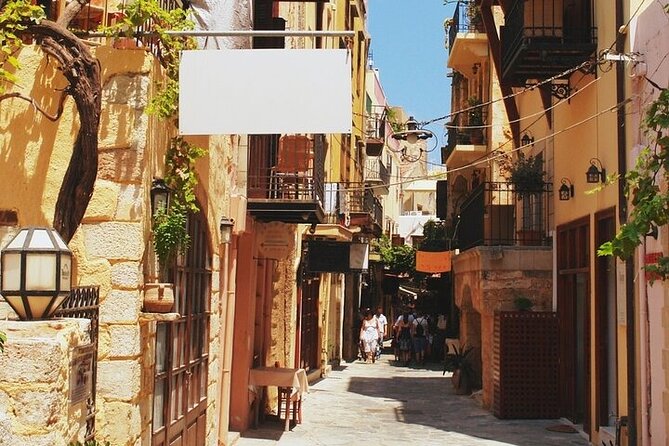 CHANIA RETHYMNON KOURNAS, full day professional guided coach tour - Lake Kournas: the pause you’ll either love or wish was longer