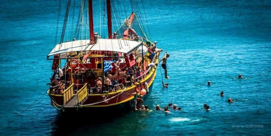 Crete: Coastline Snorkeling Cruise from Hersonissos Port - What to Bring for a Smooth Swim Day in Crete