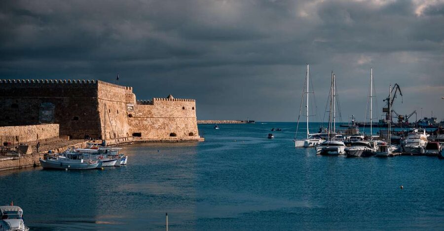 Crete: Day Tour to Heraklion City, Market & CRETAquarium - A practical 7-hour shape: how the day actually works