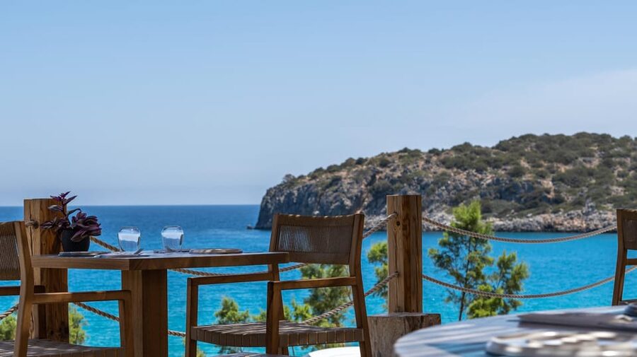 Crete: Full-Day Tour to Voulisma Beach - Food and drinks on site: how to eat without breaking the flow