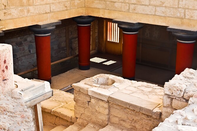 Crete: Knossos Archaeological Site Ticket - The self-guided audio on your phone: where it helps and where it gets tricky