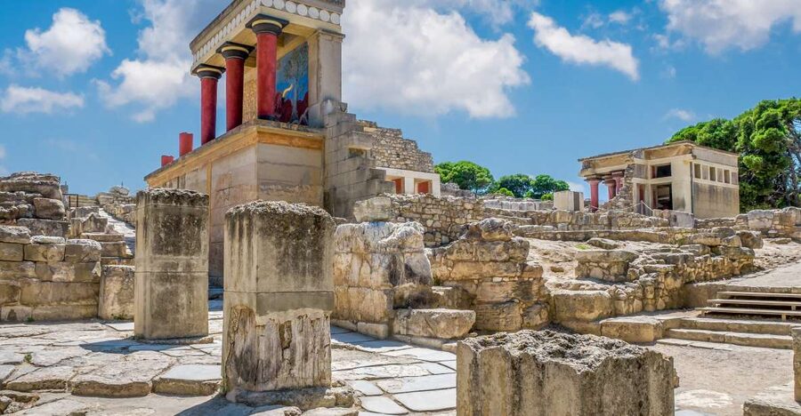 Crete: Knossos Palace and Museum E-Tickets with Audio Guides - Planning your route: Knossos to Heraklion Museum in one day