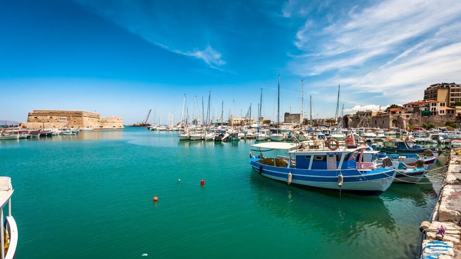 Crete: Knossos Palace, Archaeological Museum & Heraklion - Skip-the-line and two live guides: how the tour saves your time