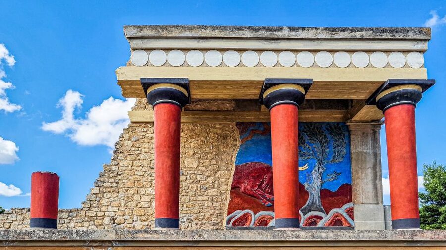 Crete: Knossos Palace, Heraklion City, Market Guided Tour - Knossos Palace: how the guided visit really works