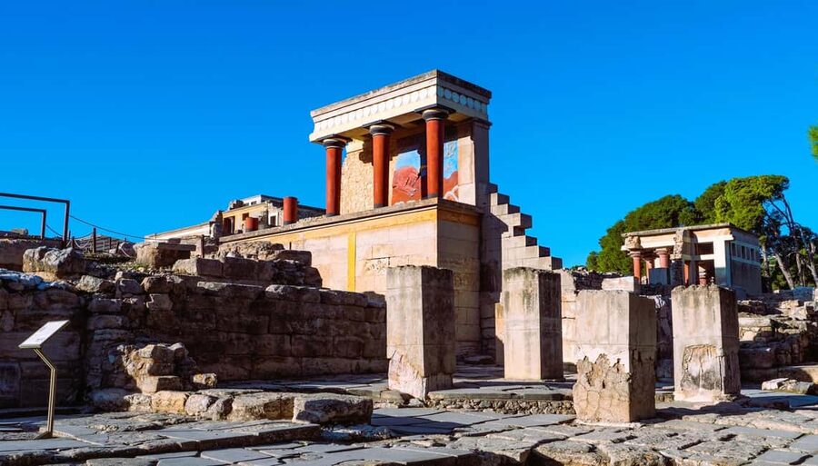 Crete: Knossos Palace, Winery & Olive Oil Tour with Lunch - Knossos First: How This 6-Hour Mix Works