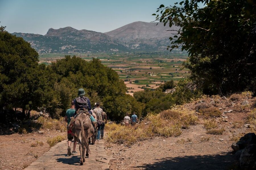 Crete: Lassithi Plateau & Kera Monastery Tour with Ceramics - Tzermiado: plateau capital time for photos and lunch