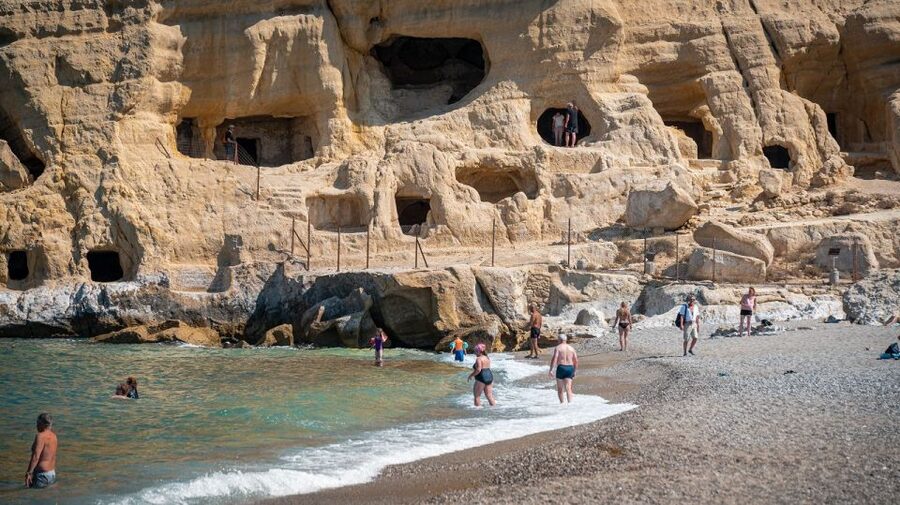 Crete: Matala Beach and Hippie caves, Red beach - Price and logistics: does $41 feel like a fair deal?