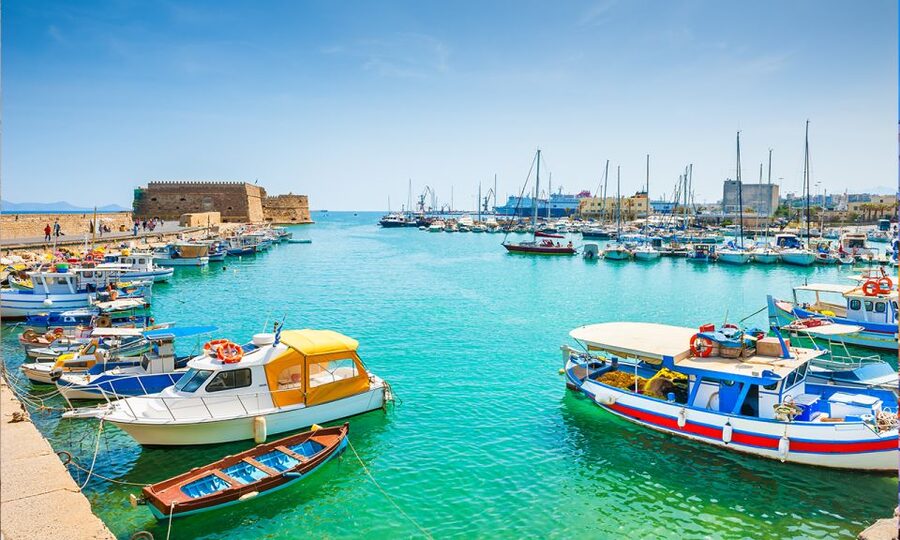 Day Trip To Heraklion City Center & Market & CretAquarium - Pateles open-air market: shop like locals, eat like you mean it