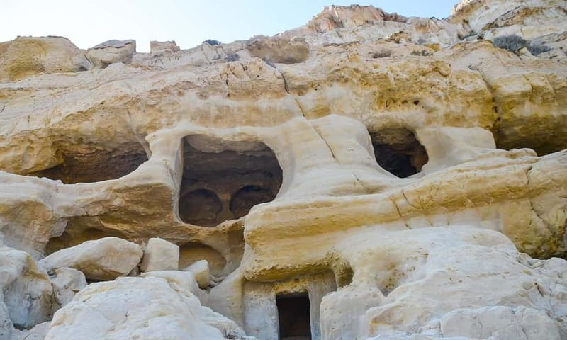 Day trip to Matala Hippie Beach & Gortyn Archaeological Site - Lunch, Drinks, and How to Time Your Beach Break