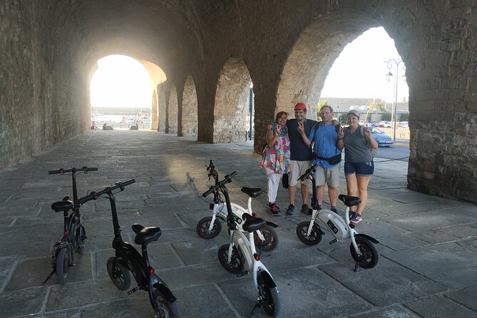 Ecobike tour in historic Heraklion - Kornarou Square and Lion’s Fountain: quick stops with real character