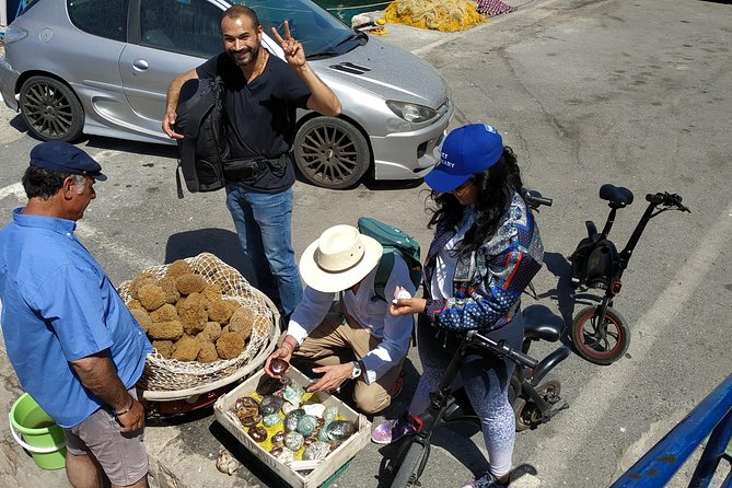 Ecobike tour in historic Heraklion - Two churches, two scales: St Titus and St Minas