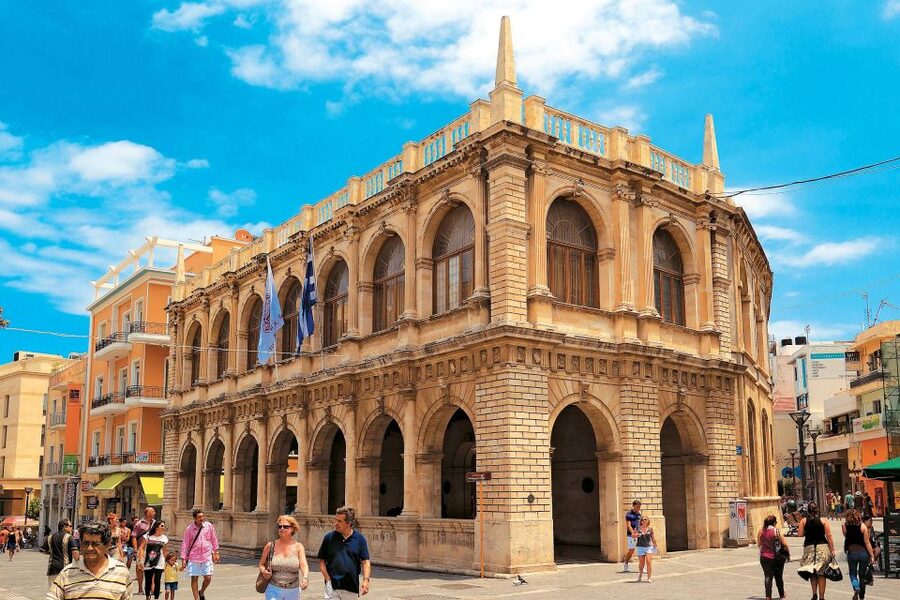 Food Tour in Heraklion – Discover Cretan Flavors - Plateia Eleftherias to the Venetian harbor: landmarks with meaning