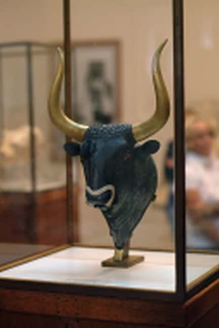 From Chania & Rethymno: Knossos Palace & Heraklion City Tour - Optional Heraklion Archaeological Museum: worth it if you like context