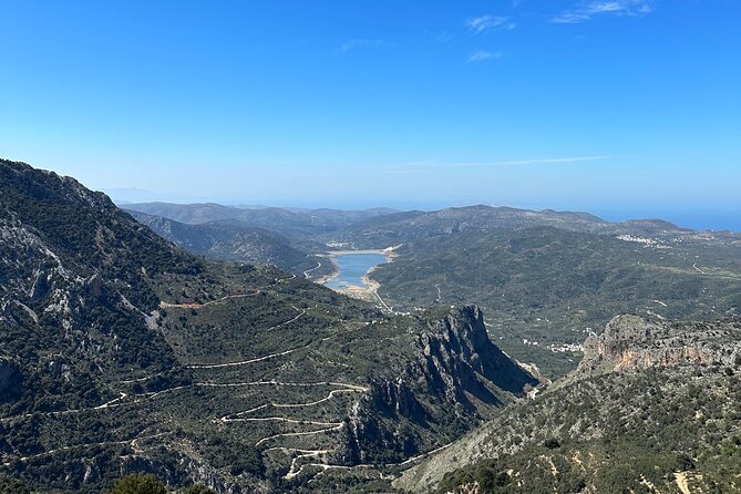 From Heraklion Private Day Tour Knossos-Lassithi Plateau - Private-group format: why up to 6 people changes the feel