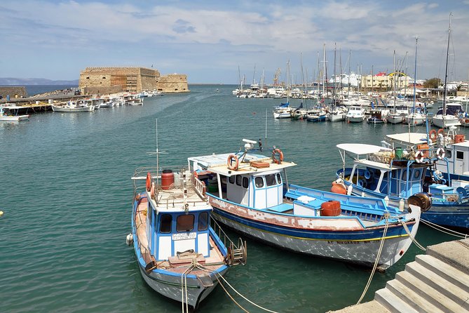Half Day Private Tour to Knossos Palace (Skip the line) & Panoramic City Tour - Heraklion Archaeological Museum: where the Minoan story gets firm