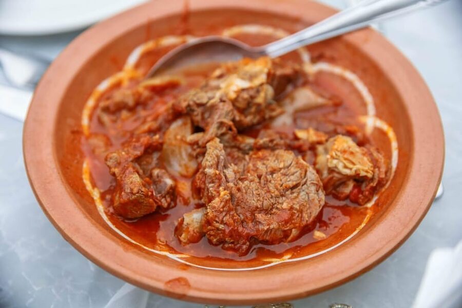 Heraklion City: Greek Food Tasting Walking Tour - Getting into the first tastings without the usual hassle