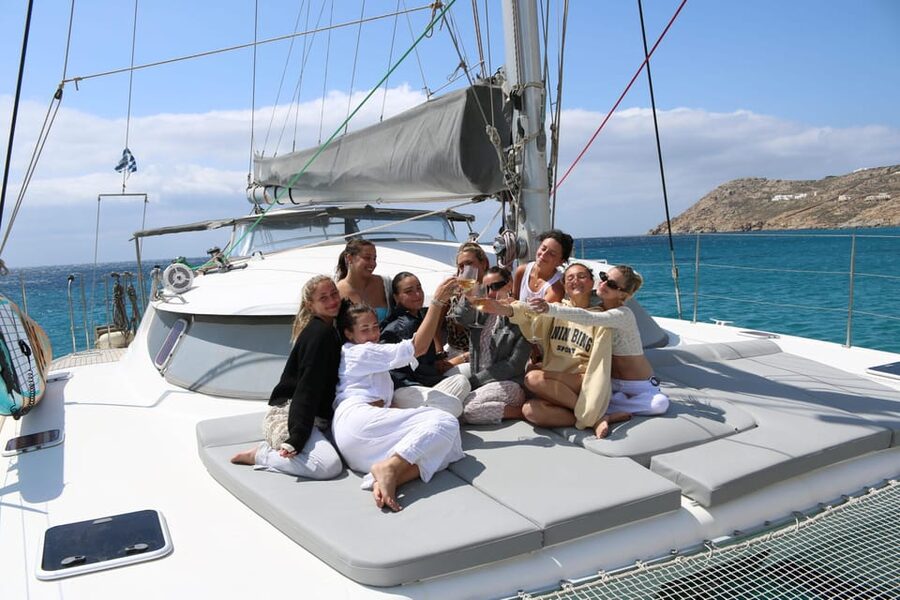 Heraklion: Dia Island Luxury Catamaran Cruise with Meal - Key highlights to know before you go