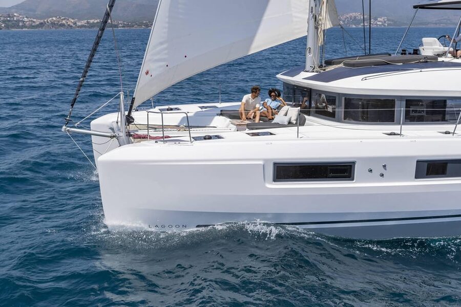 Heraklion: Dia Island Luxury Catamaran Cruise with Meal - Should You Book This Dia Island Luxury Catamaran Cruise?