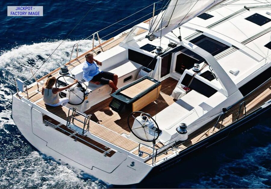 Heraklion: Dia Island Luxury Sailing Trip with Meal & Drinks - The real definition of “luxury” on this sail