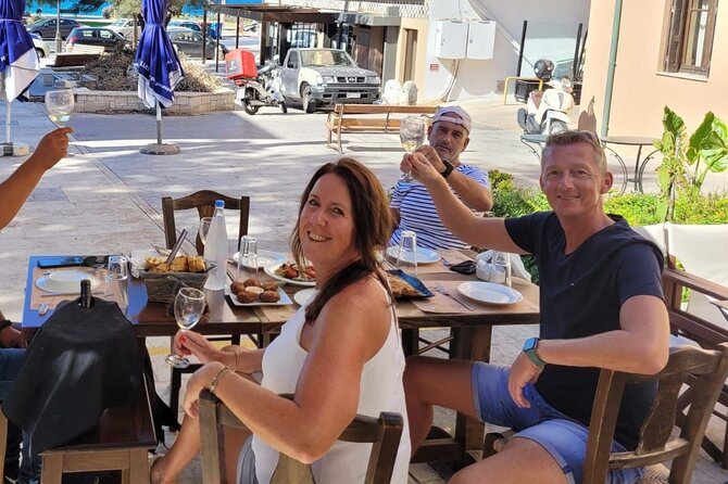 Heraklion: E-Bike Food Tour – Discover the Flavors of Crete - Stop 1: Heraklion for Classic Cretan Tastes (About 2 Hours)