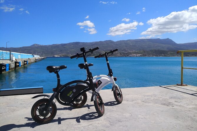 Heraklion: Ebike City tour - Food tasting & Wine tasting - How group size and guide Alex shape the ride