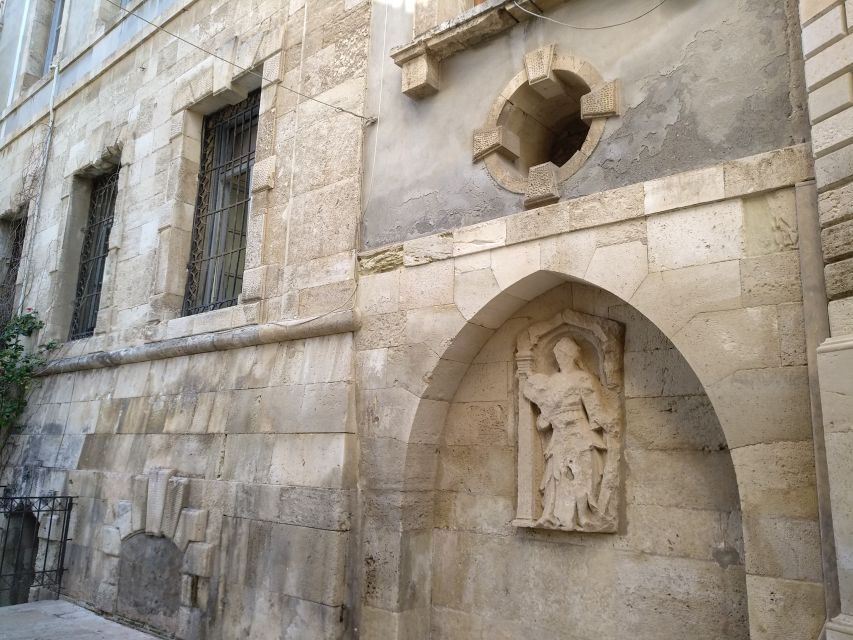 Heraklion: Ecobike Sightseeing Tour with Greek Meze - Churches and lion icons: what you notice when you’re not walking nonstop