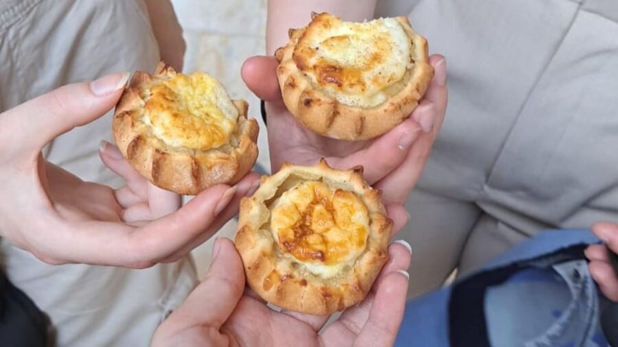 Heraklion: Family Zorba Treasure Hunt with Food Stop - Why a Zorba-themed Heraklion treasure hunt is such a smart family pick