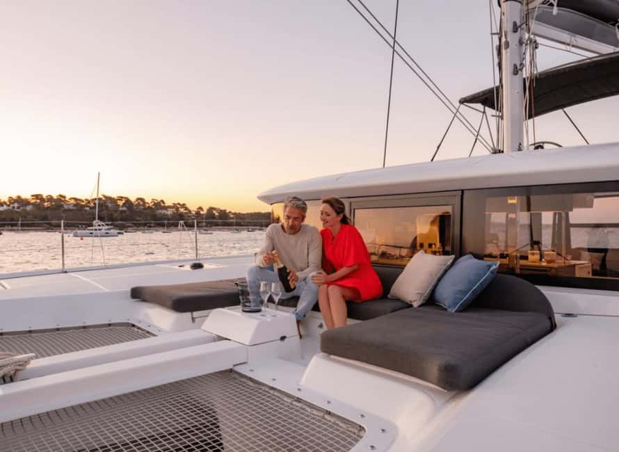 Heraklion Luxury Catamaran Dia Isla -Gourmet Lunch Top Rated - Meeting at Marina Café: start on time, pack smart