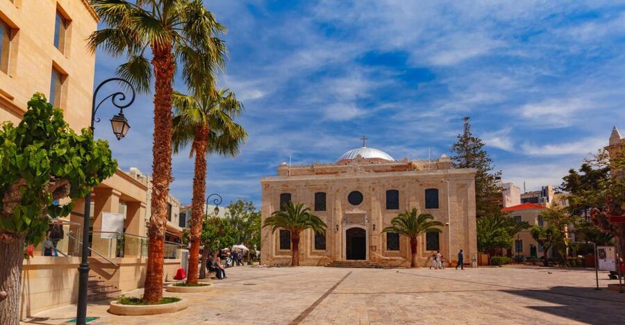 Heraklion: Mobile Self-Guided Audio Sightseeing Tour - The Ottoman conquest story: listening for the city’s turning points