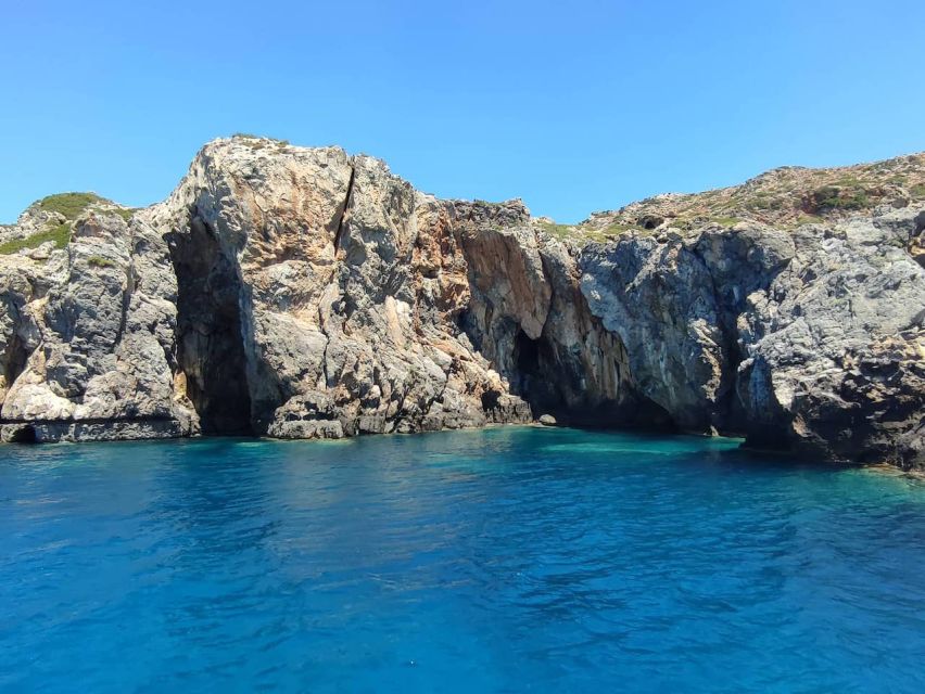 Heraklion: Preveli By Boat, Damnoni & Kourtaliotiko Springs - Getting picked up around Heraklion and settling into the long ride