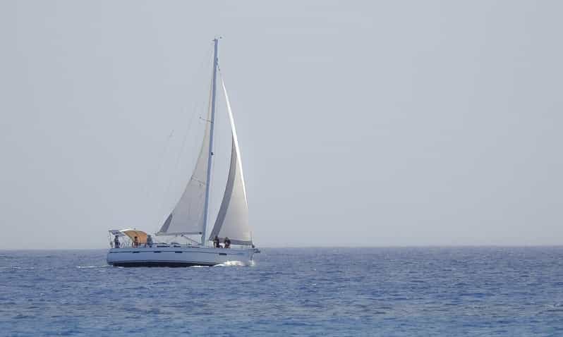 Heraklion: Sailing Cruise to Dia Island with Drinks and Meal - A Cozy Yacht Day Starting in Heraklion’s Historic Harbor
