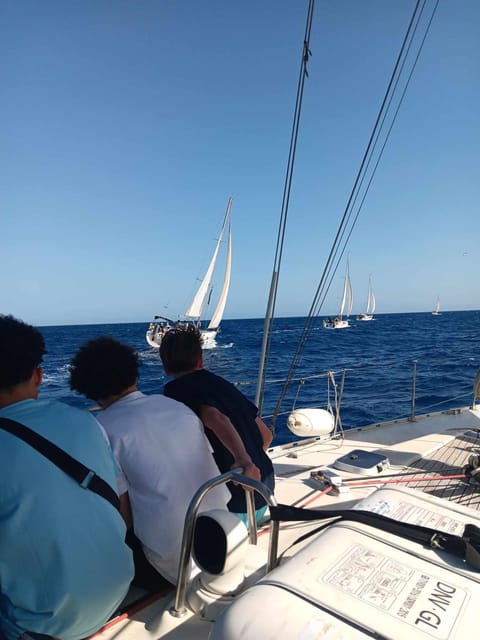 Heraklion: Sailing Cruise to Dia Island with Drinks and Meal - The Lunch at Sea: Mediterranean Food, Wine, and Raki Shots