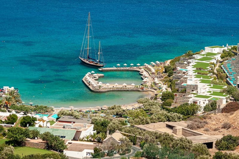 Heraklion: Spinalonga, Agios Nikolaos, & Elounda Boat Tour - Entering Spinalonga: the Venetian fortress and the island’s hard-to-simplify past