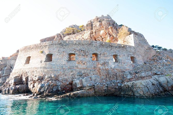 Heraklion : Spinalonga, Agios Nikolaos , Elounda Boat Tour & BBQ - Agios Nikolaos: the Lake Voulismeni break you’ll remember