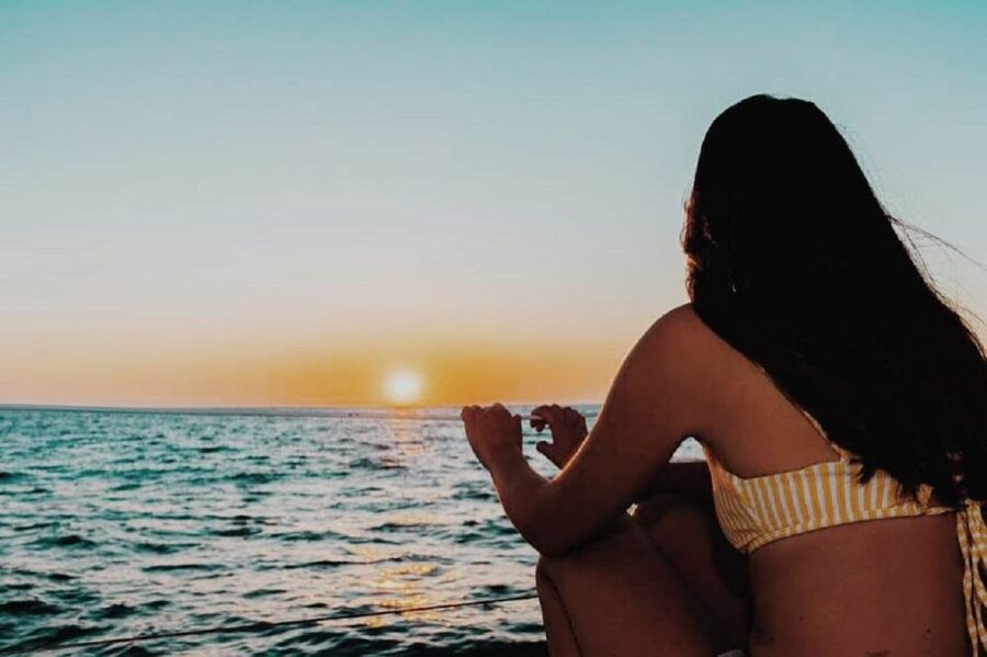 Heraklion: Sunset Private Sailing Trip to Dia island - Food and drinks onboard: wine and snacks that fit the pace