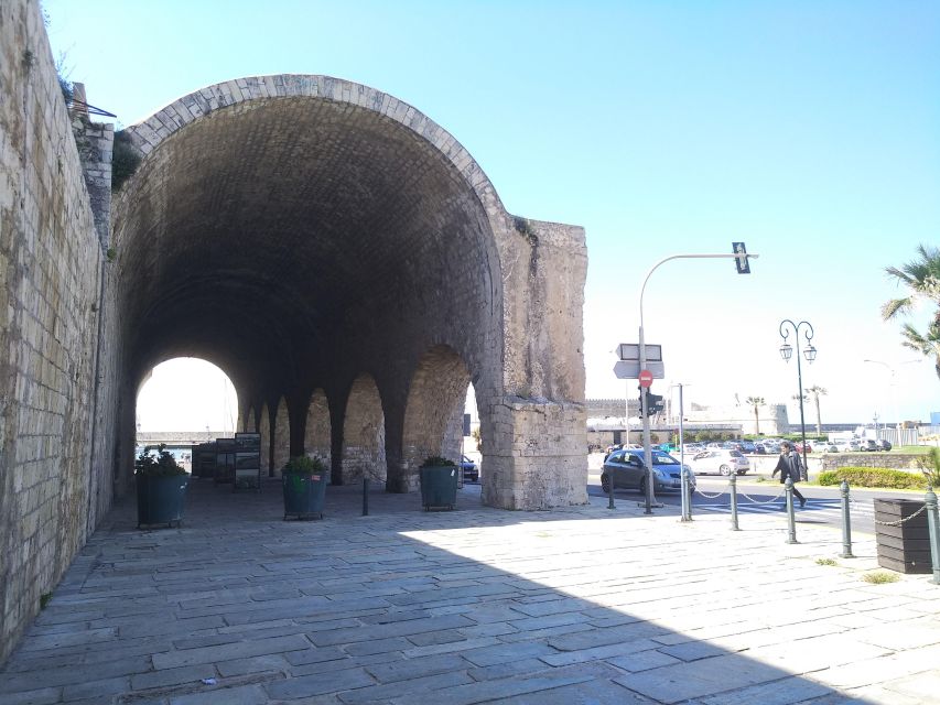 Heraklion: Walking city tour & Wine tasting - Key things to know before you go