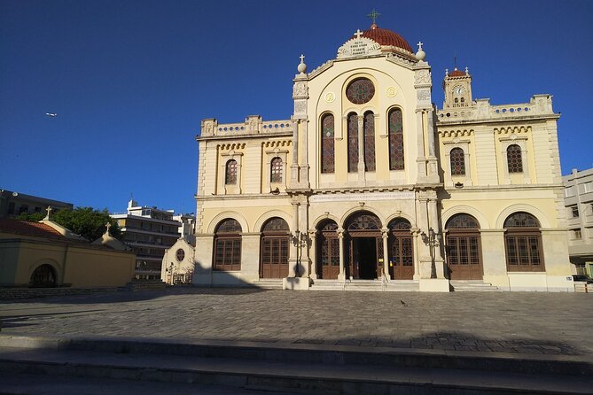 Heraklion - Walking city tour with food tasting - Meeting at Saint Minas and the rhythm of a 3-hour stroll