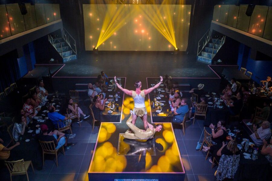 Hersonissos: Troy Dinner-Show Theatre Experience Tickets - The Performance: Acrobatics, Singing, Dancing, and a Clear Trojan-Age Story
