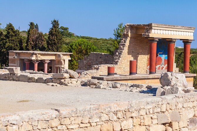 Knossos, Lasithi, Zeus Cave & Olive Mill Farm Combo Tour - Getting to the Lasithi area from Heraklion: logistics that save your energy