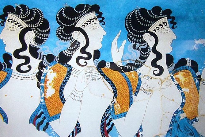 Knossos Palace and Arch. Museum of Heraklion Tour - Small group size: why it changes the whole feel