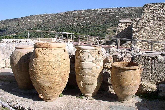 Knossos Private Full-Day Tour from Heraklion with Pick Up - Heraklion Archaeological Museum: where the story becomes real objects