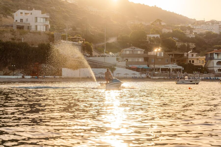 Lygaria Beach: Jet Ski - Sea Conditions: Why Big Waves Can Change Everything