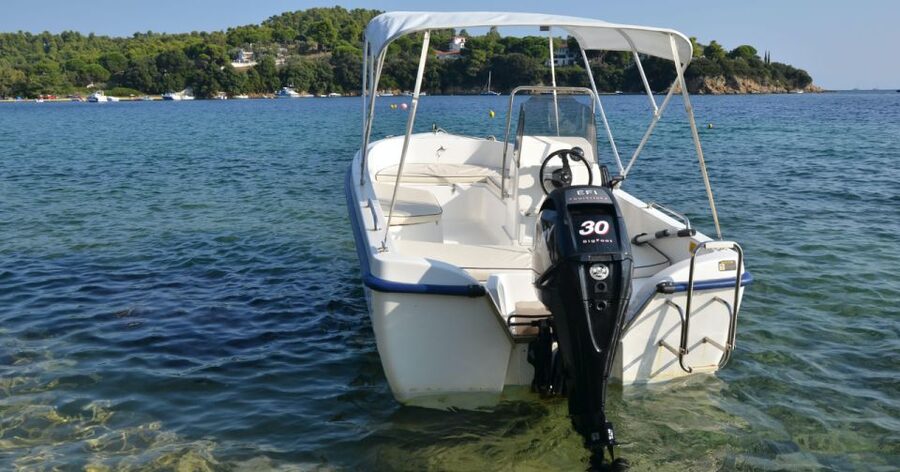 Lygaria: Private Motorboat Cruise with Snorkeling & Swimming - The bay-hopping route: Agia Pelagia and Ligaria from the water