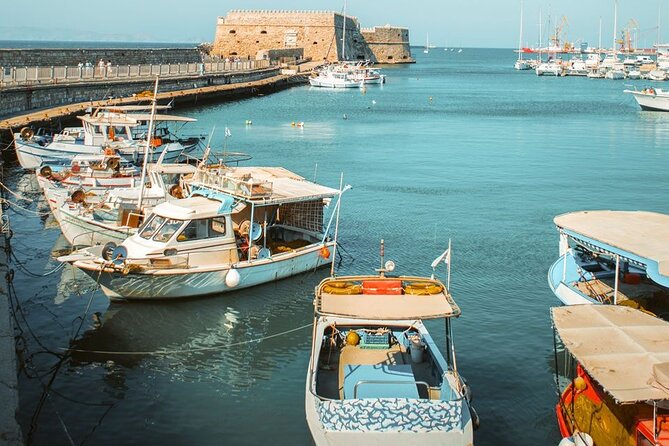 Minoan Crete from 3.000 BC: Knossos Palace & Museum with Wineries from Heraklion - Heraklion city time and restaurant help that saves you a headache