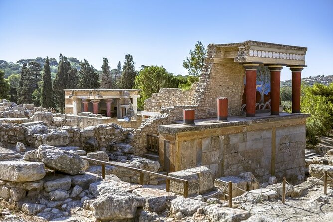 Minoan Path: Knossos Palace, Winery Visit, Lunch at Archanes - Peza Winery Visit: The Real Point Is the Tasting