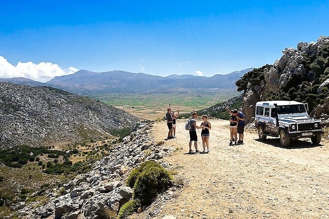 Mountains of Crete 4x4 Tour with Taverna Lunch - Lassithi Plateau Viewpoints: Minoan Path Energy and Eastern-Coast Views
