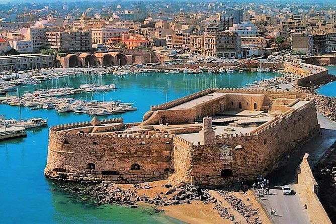 Private Tour Knossos & Heraklion City - Knossos Archaeological Site: The big Minoan moment