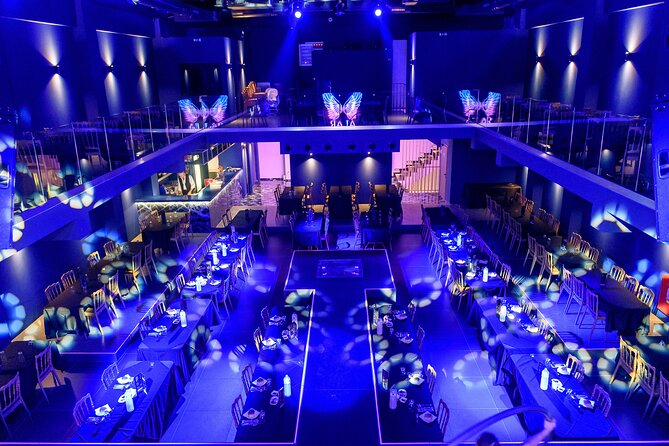 Spectacular Dinner-Show - Cocktails, Aperitifs, and the 18+ Alcohol Rule