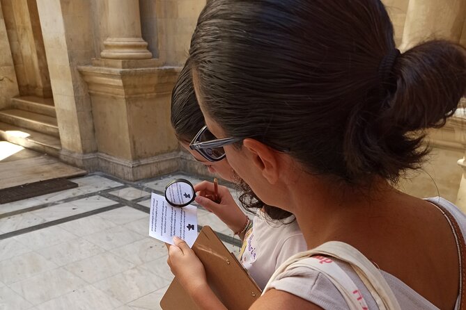 The Hunt of the Olympian Gods, scavenger hunt for families, prive - Zeus’s trail through Heraklion: why this hunt works for families